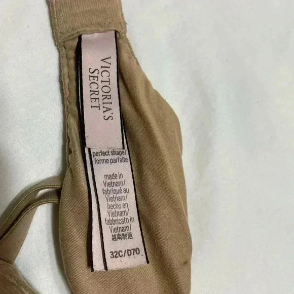 Victoria’s Secret Body by Victoria Perfect Shape Tan/Nude 32C padded Push Up Bra - Picture 6 of 8